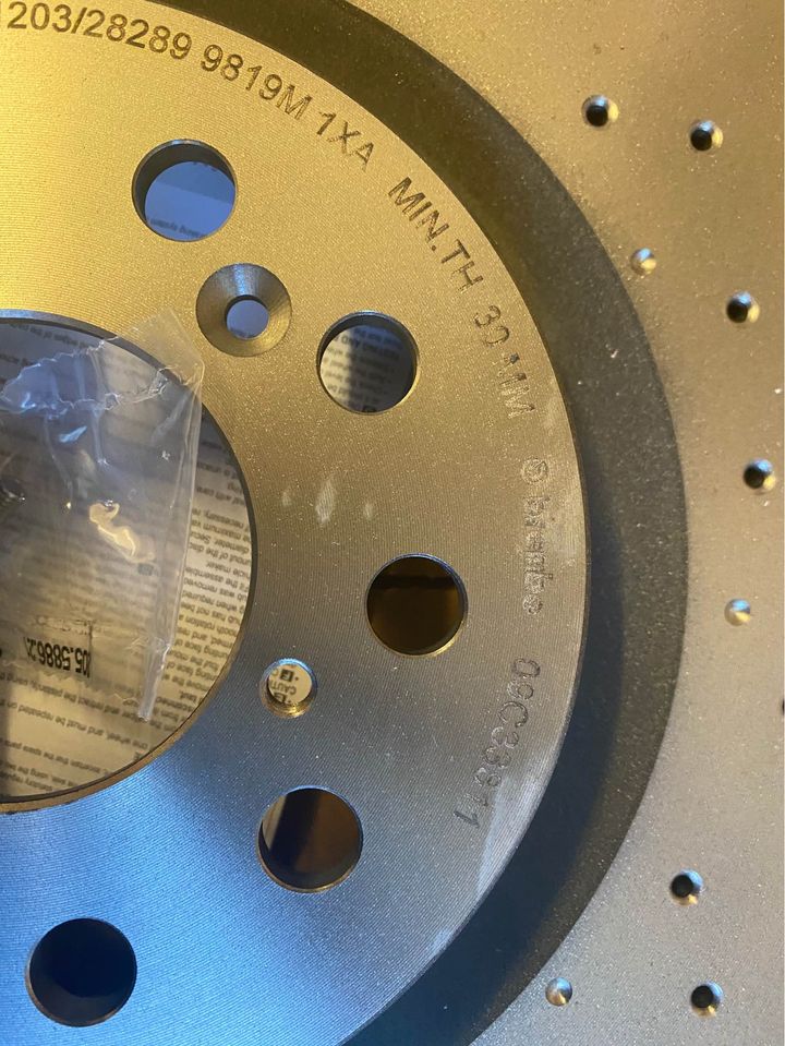 Honda Civic Type R FK2 genuine Brembo front discs and genuine Honda/Brembo oem front